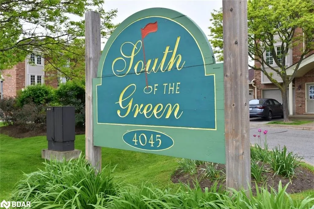 4045 Upper Middle Road, #14