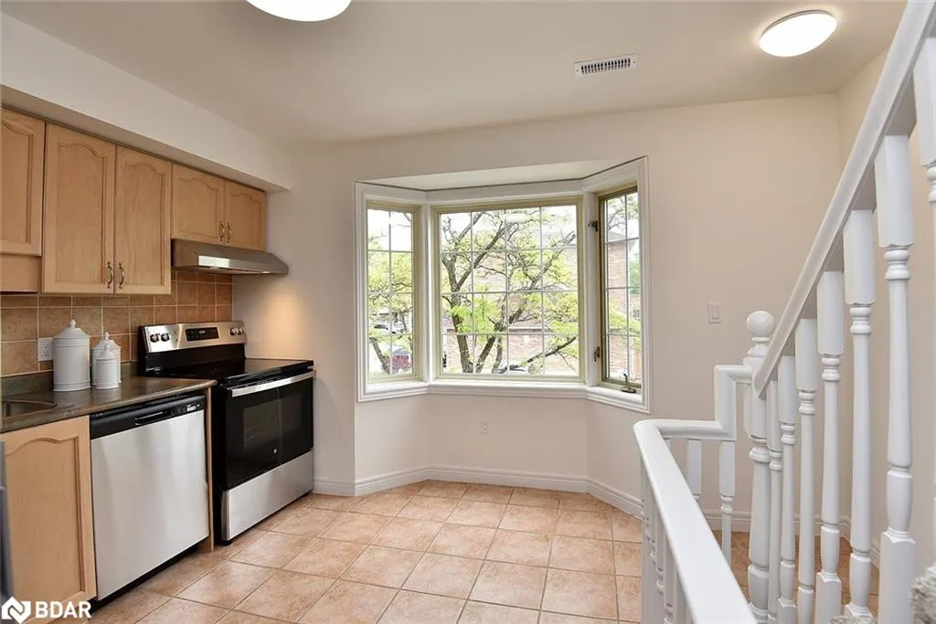 4045 Upper Middle Road, #14