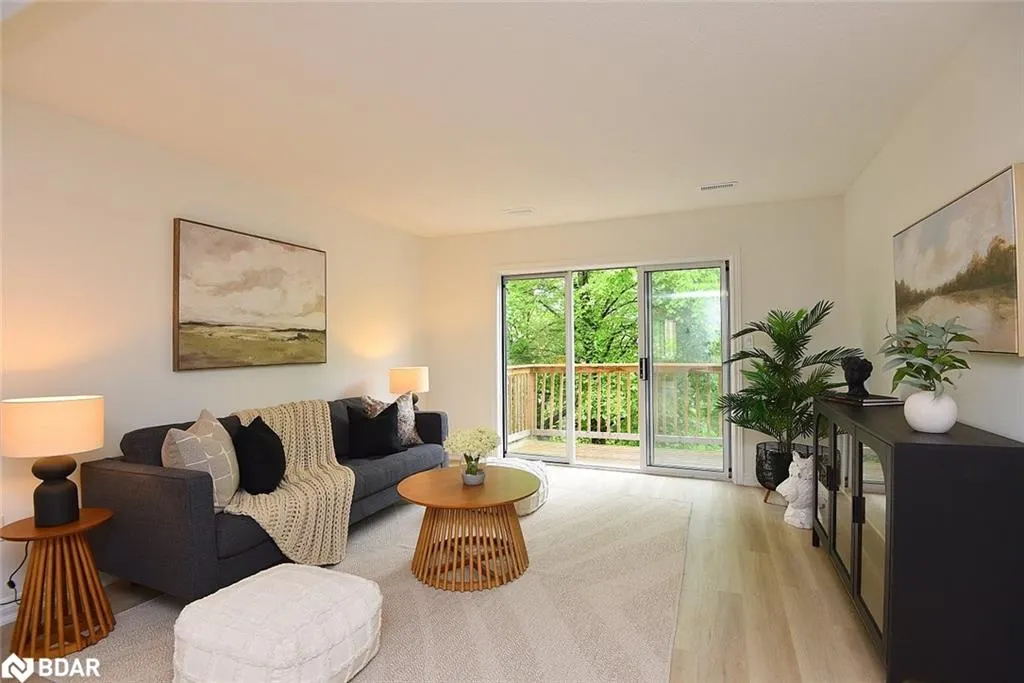 4045 Upper Middle Road, #14