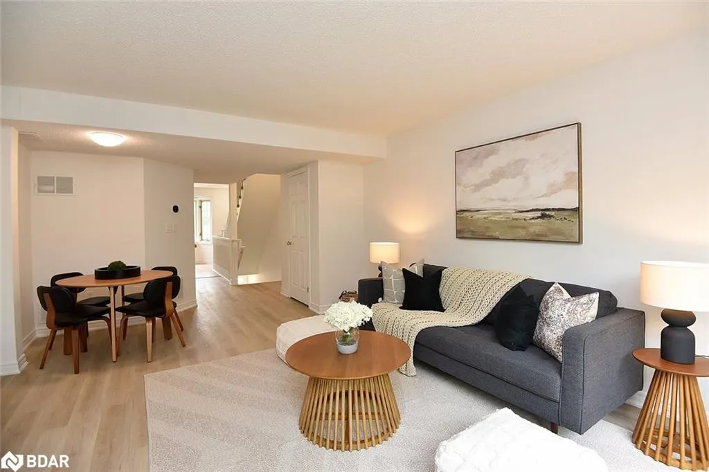 4045 Upper Middle Road, #14