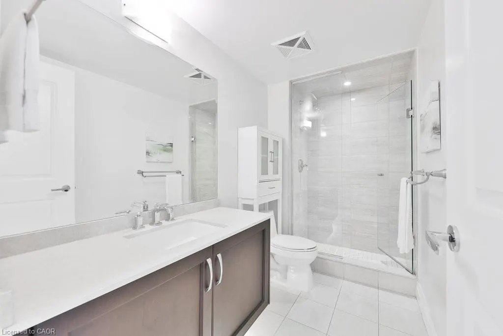 11 Bronte Road, #501