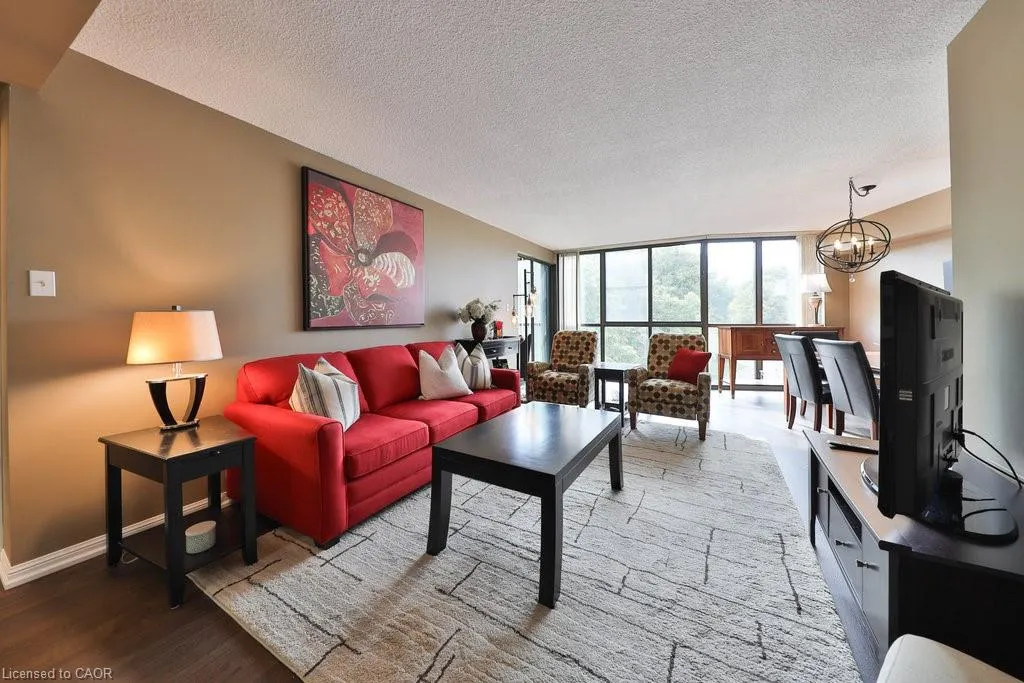 1230 Marlborough Court, #305