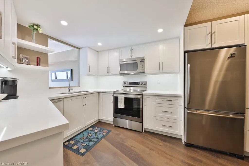 1230 Marlborough Court, #305