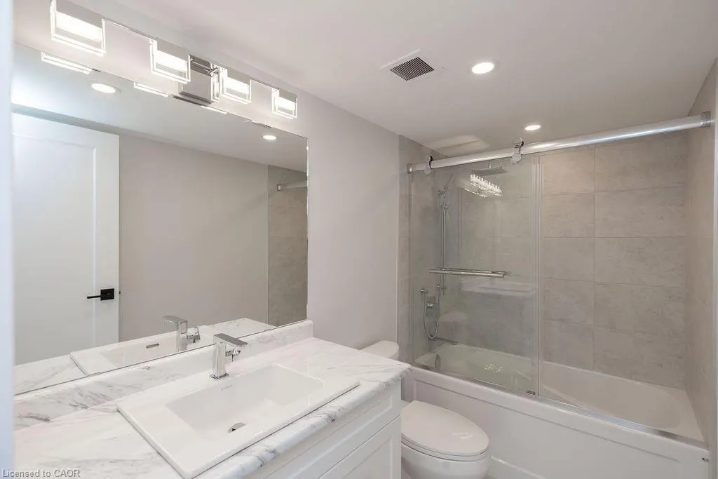 495 Highway 8, #210