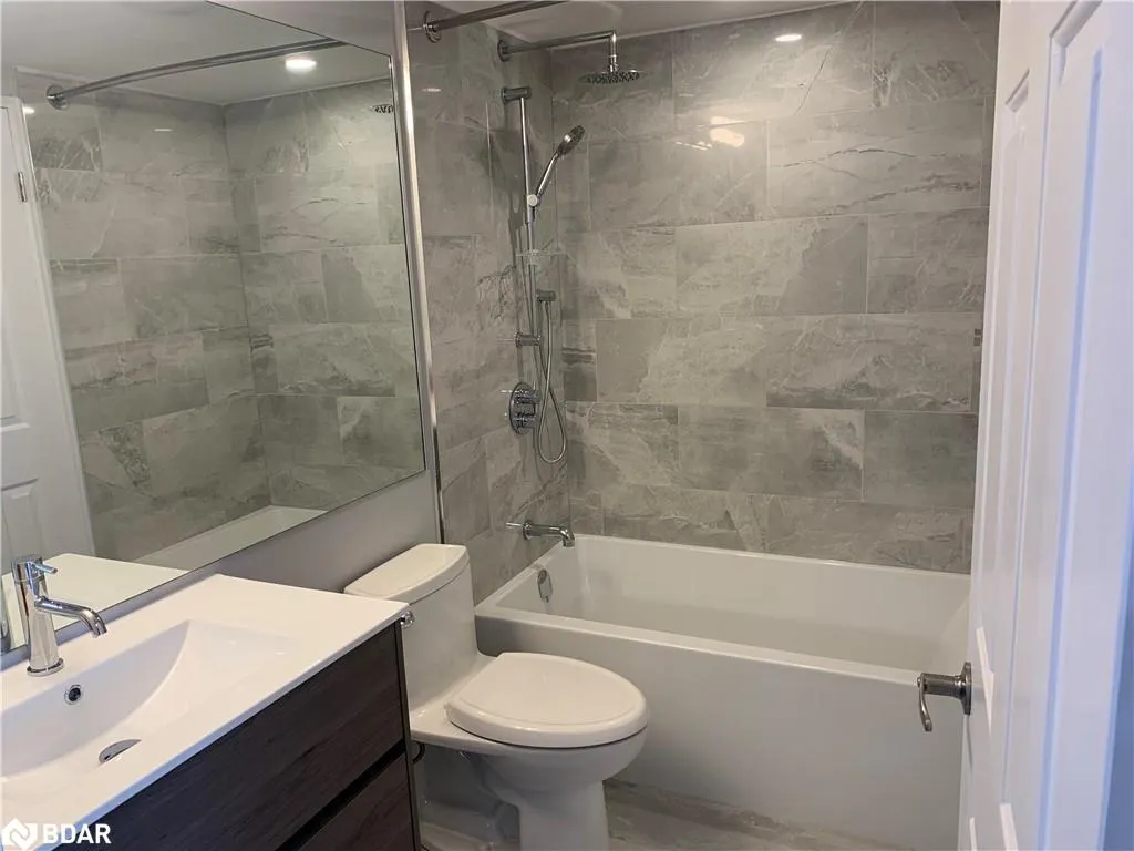 101 Subway Crescent, #1414