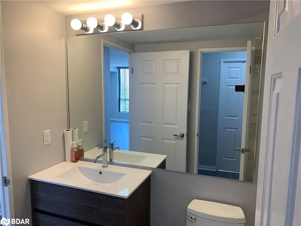 101 Subway Crescent, #1414