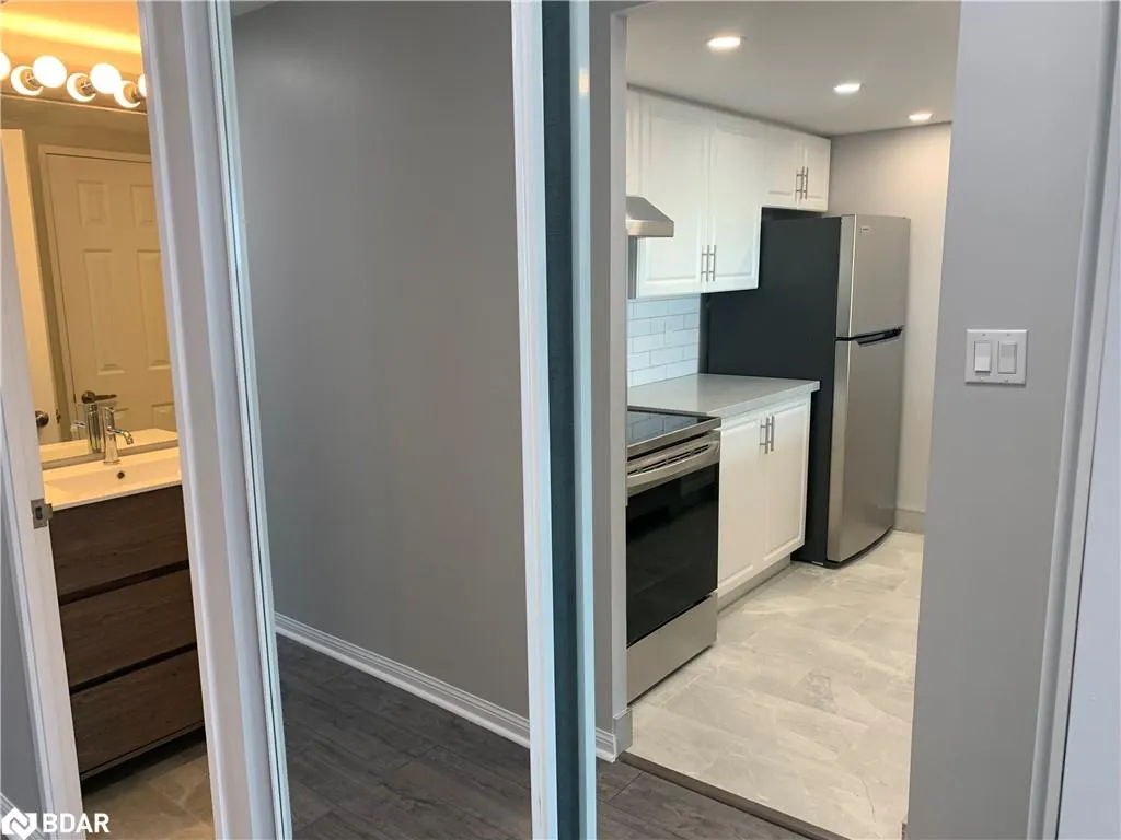 101 Subway Crescent, #1414