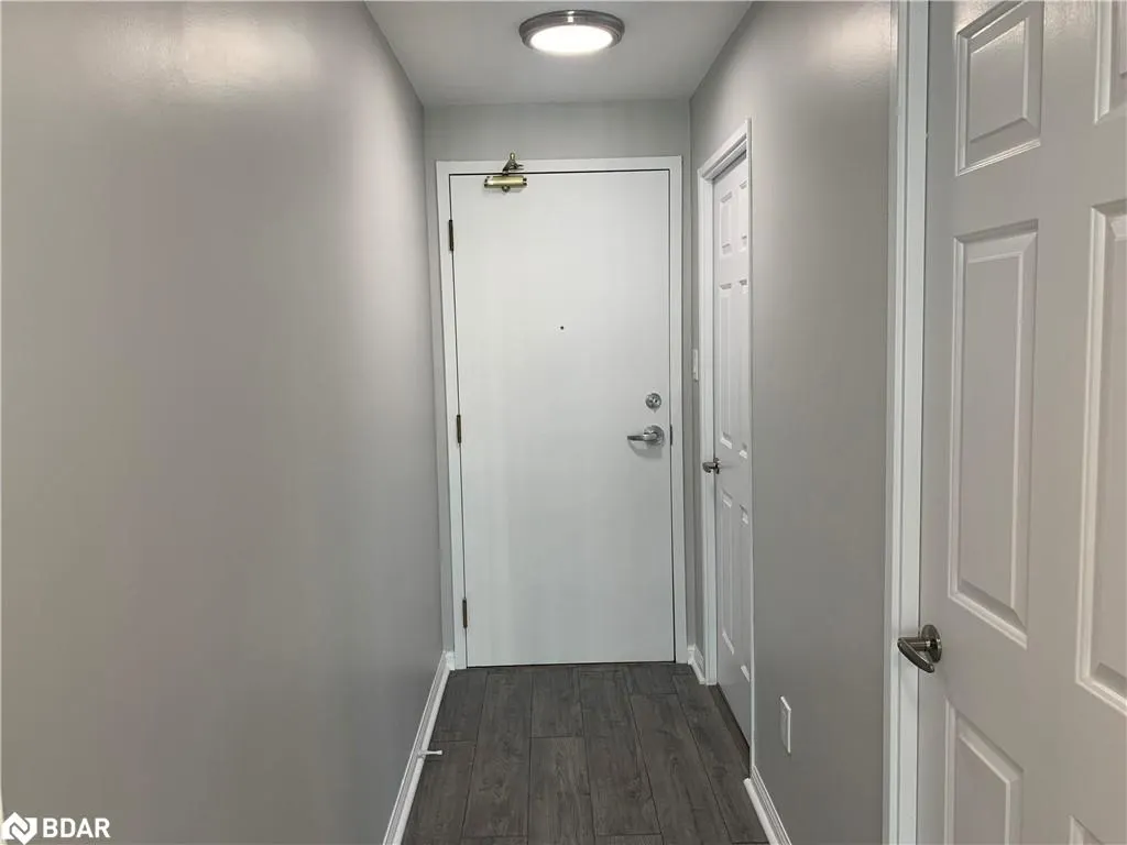 101 Subway Crescent, #1414