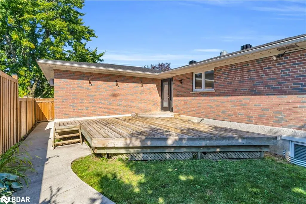 3 Stockman Crescent