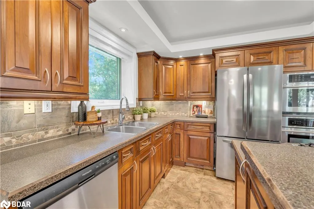 3 Stockman Crescent