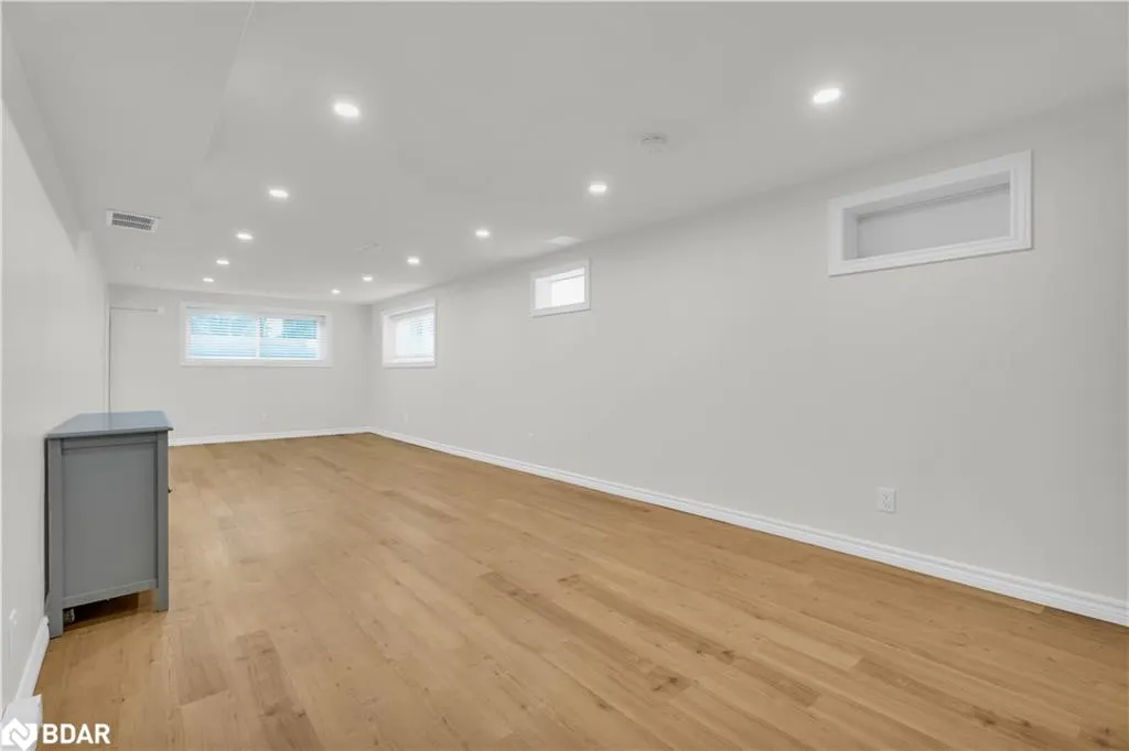 3 Stockman Crescent