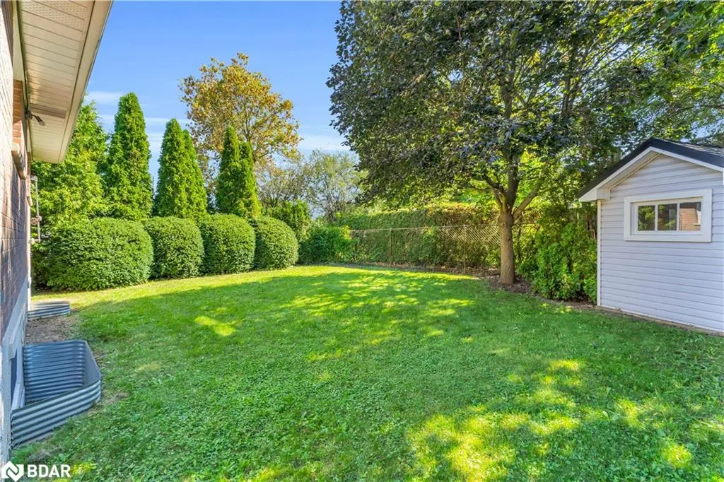 3 Stockman Crescent