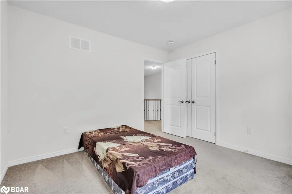 163 Munro Circle