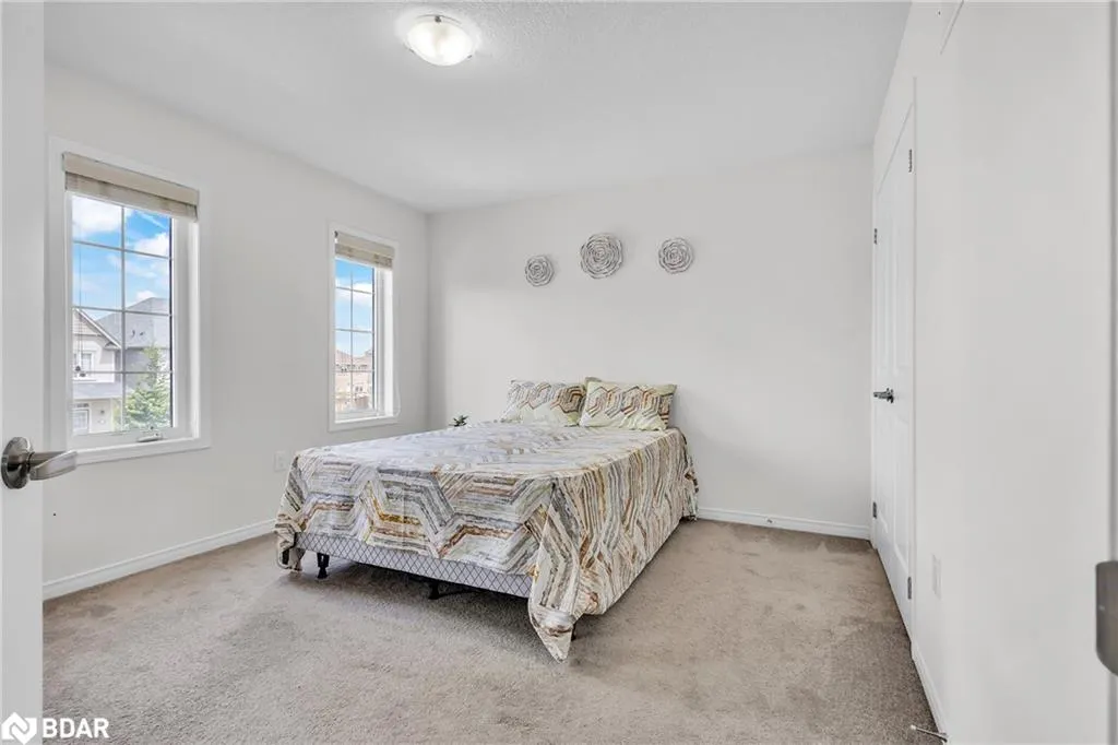 163 Munro Circle
