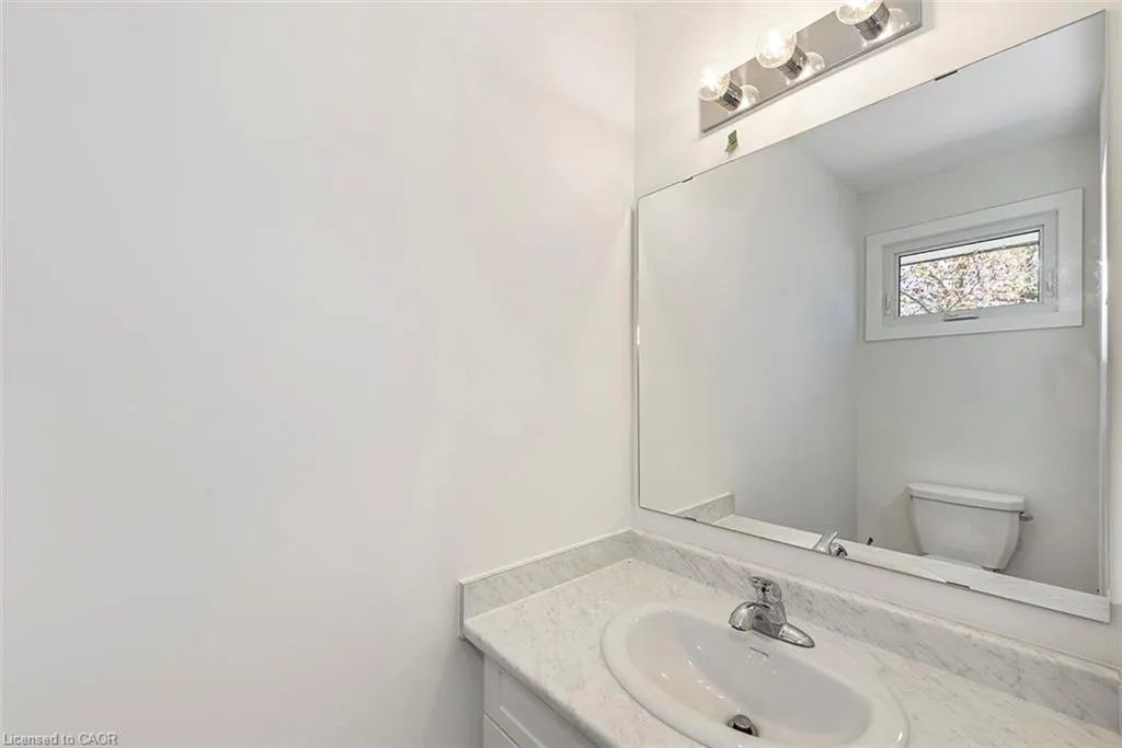 20 Anna Capri Drive, #8