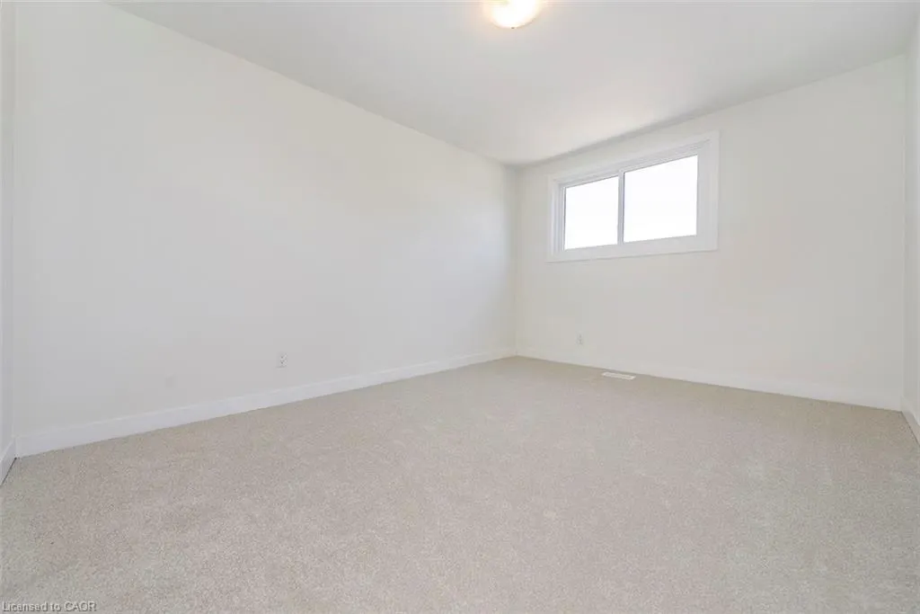 20 Anna Capri Drive, #8