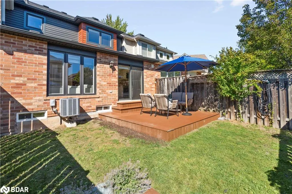 2438 Baintree Crescent