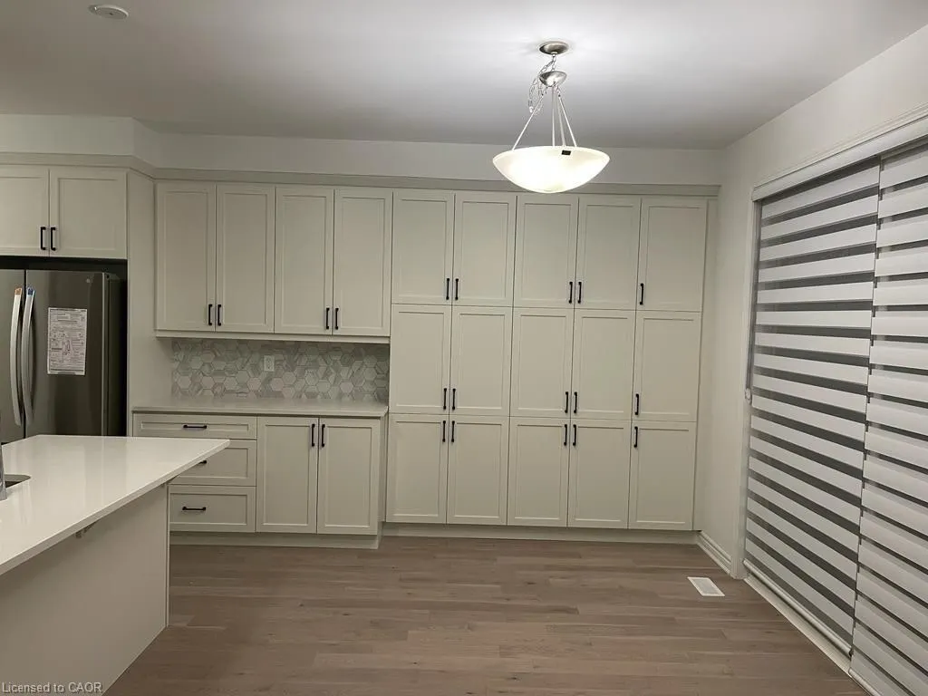 155 Rosenberg Way