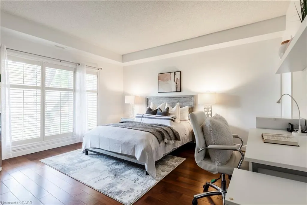 3220 New Street, #5
