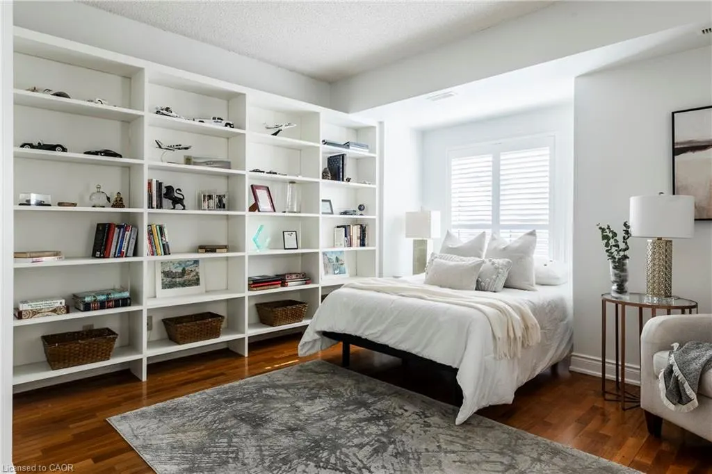 3220 New Street, #5