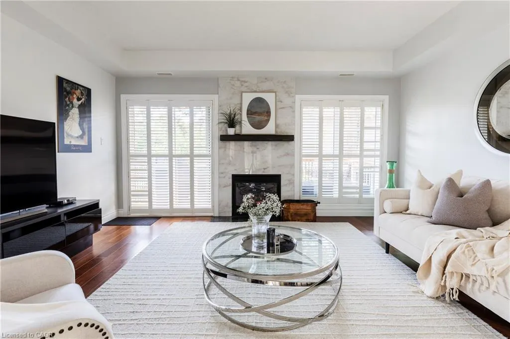 3220 New Street, #5