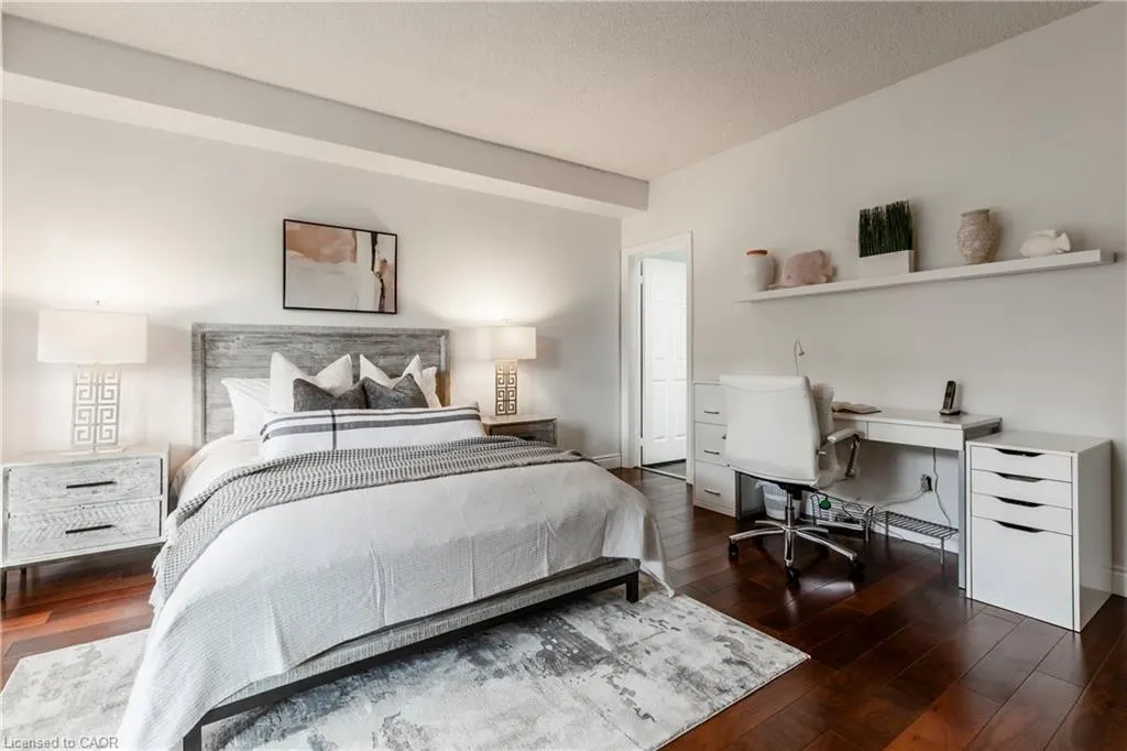 3220 New Street, #5