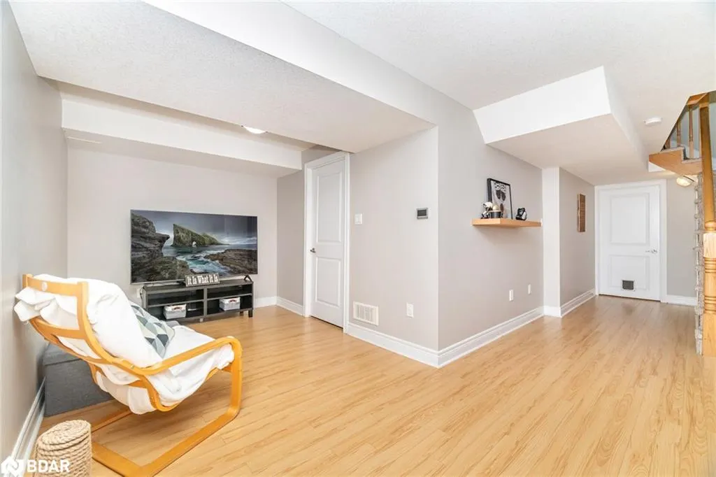 540 Guelph Line, #1
