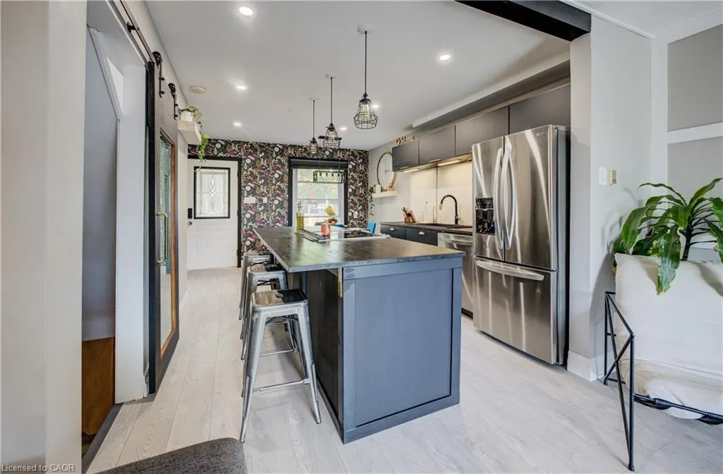 1 Donlea Drive, #2