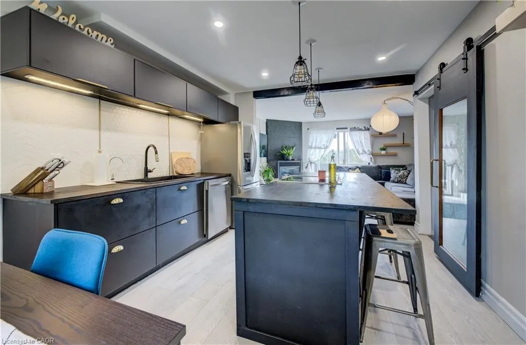1 Donlea Drive, #2