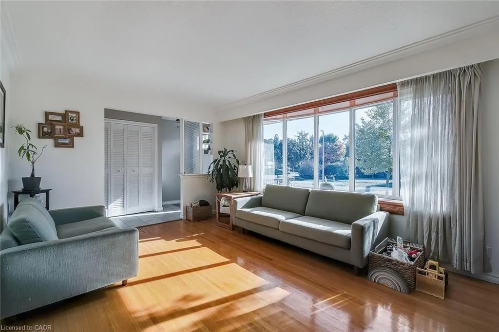 78 Devere Drive