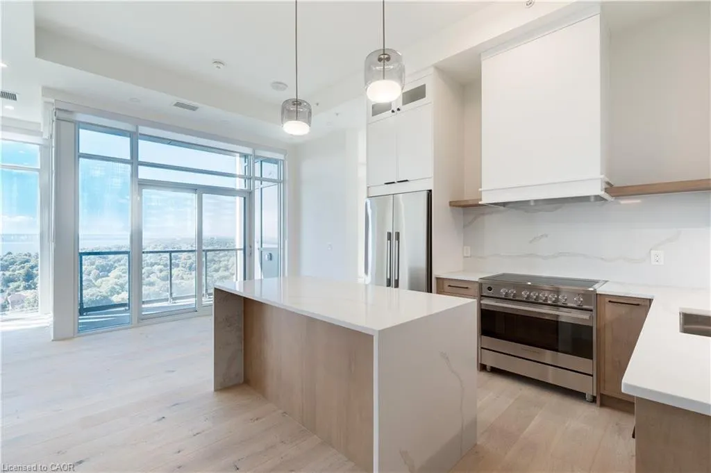 500 Brock Avenue, #2101