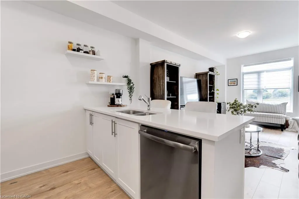 590 North Service Road, #46