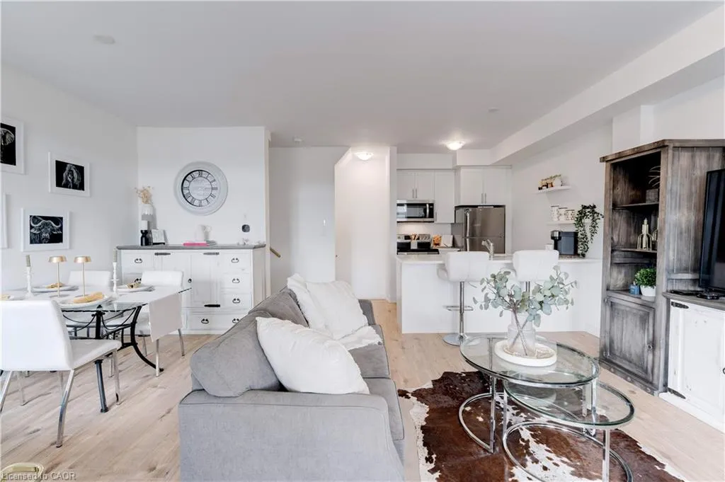 590 North Service Road, #46