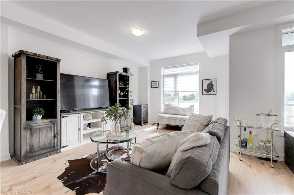 590 North Service Road, #46