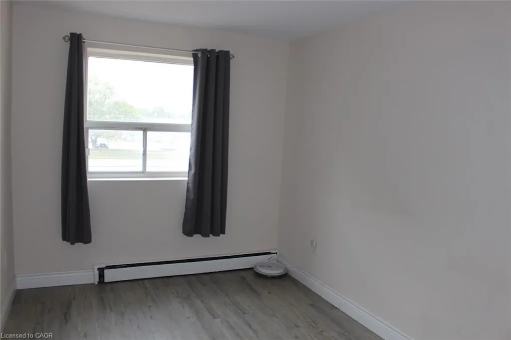 851 Queenston Road, #204