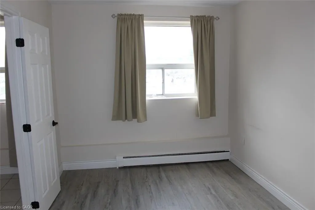 851 Queenston Road, #204