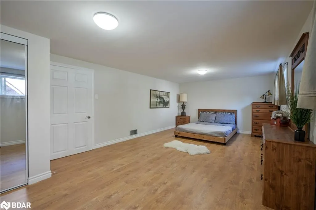 390 Wendall Place