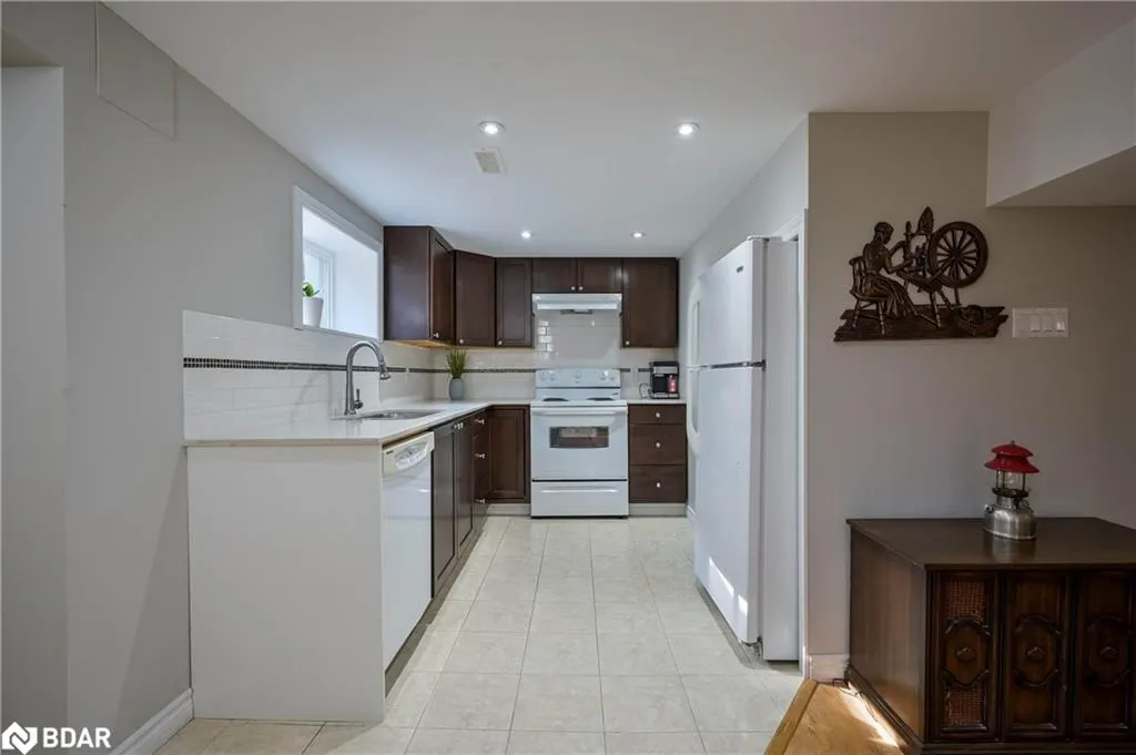 390 Wendall Place