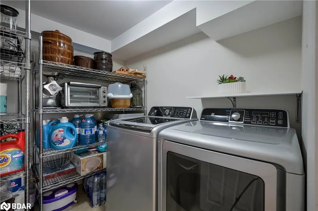 390 Wendall Place