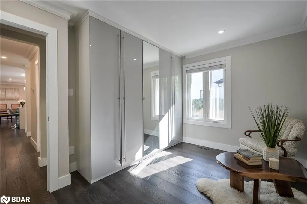 390 Wendall Place