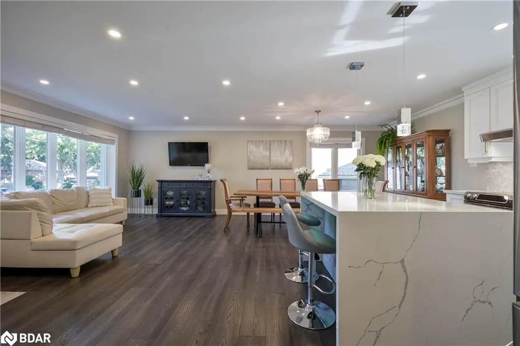 390 Wendall Place