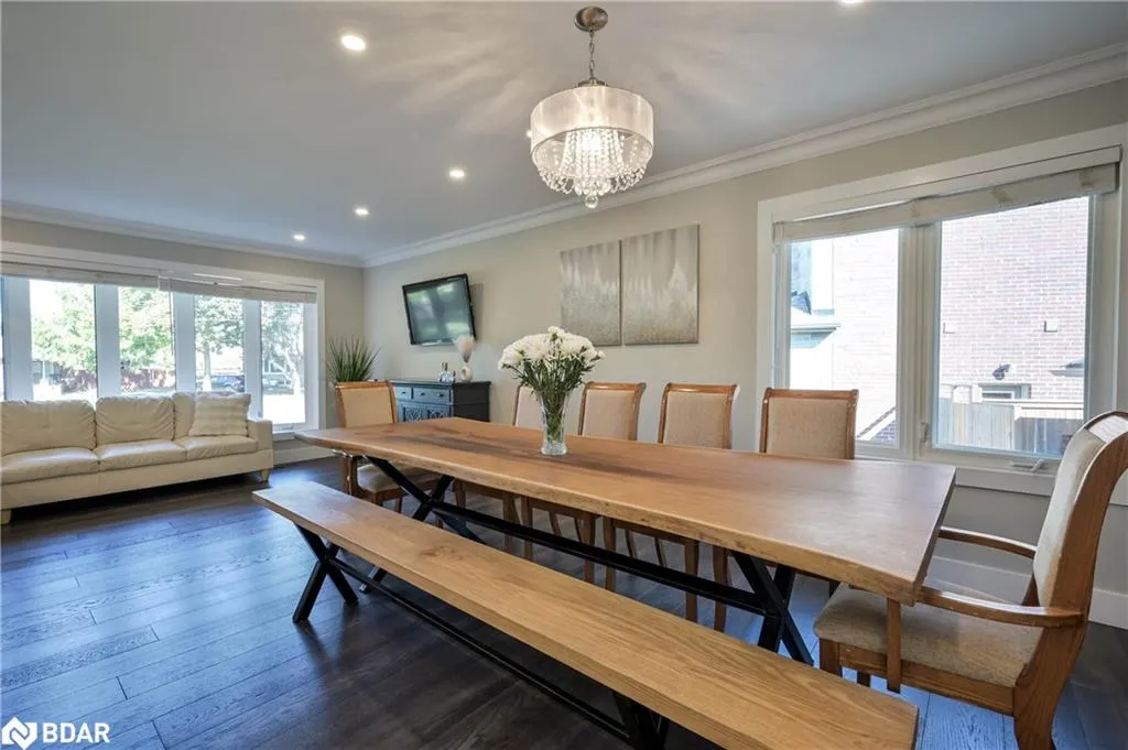 390 Wendall Place