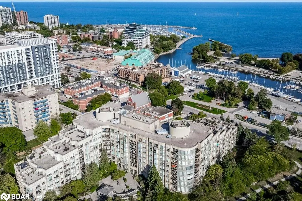 2511 Lakeshore Road W, #519
