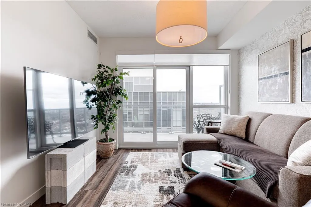 2087 Fairview Street, #2101