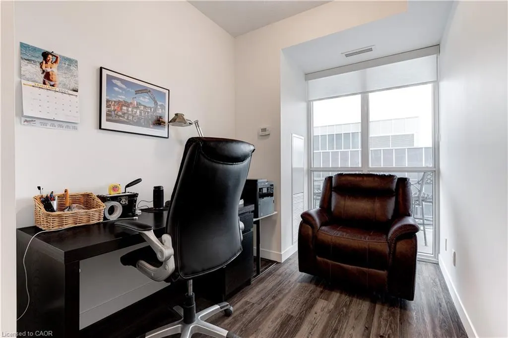 2087 Fairview Street, #2101