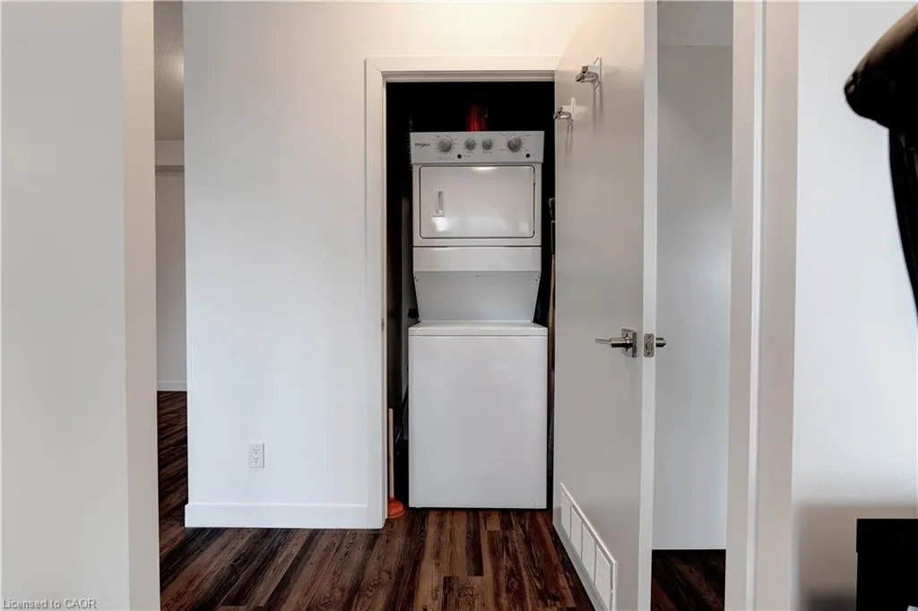 2087 Fairview Street, #2101