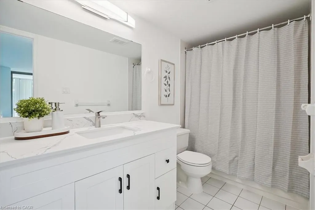 5090 Pinedale Avenue, #208