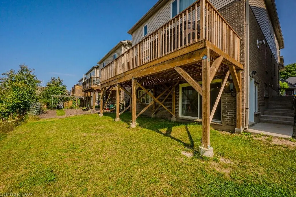 277 Dewdrop Crescent, #Lower