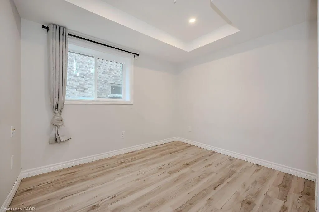 277 Dewdrop Crescent, #Lower