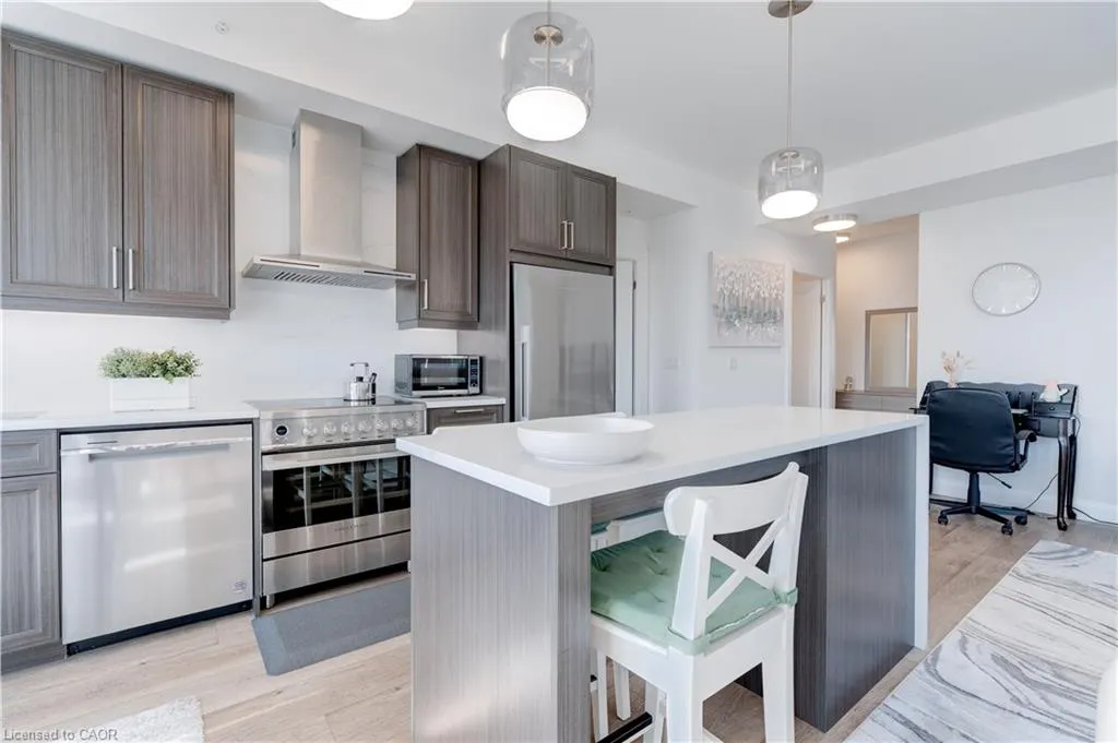 500 Brock Avenue, #1007